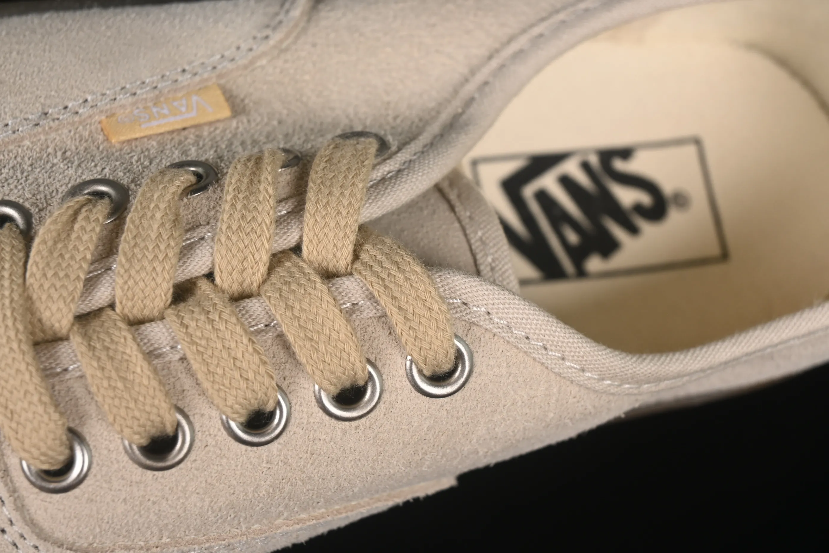 All categories Vans Vans series Vans Low Vans low top Vans Premium Authentic suede retro translucent raw rubber sole casual sneakers VN000CRQBYS